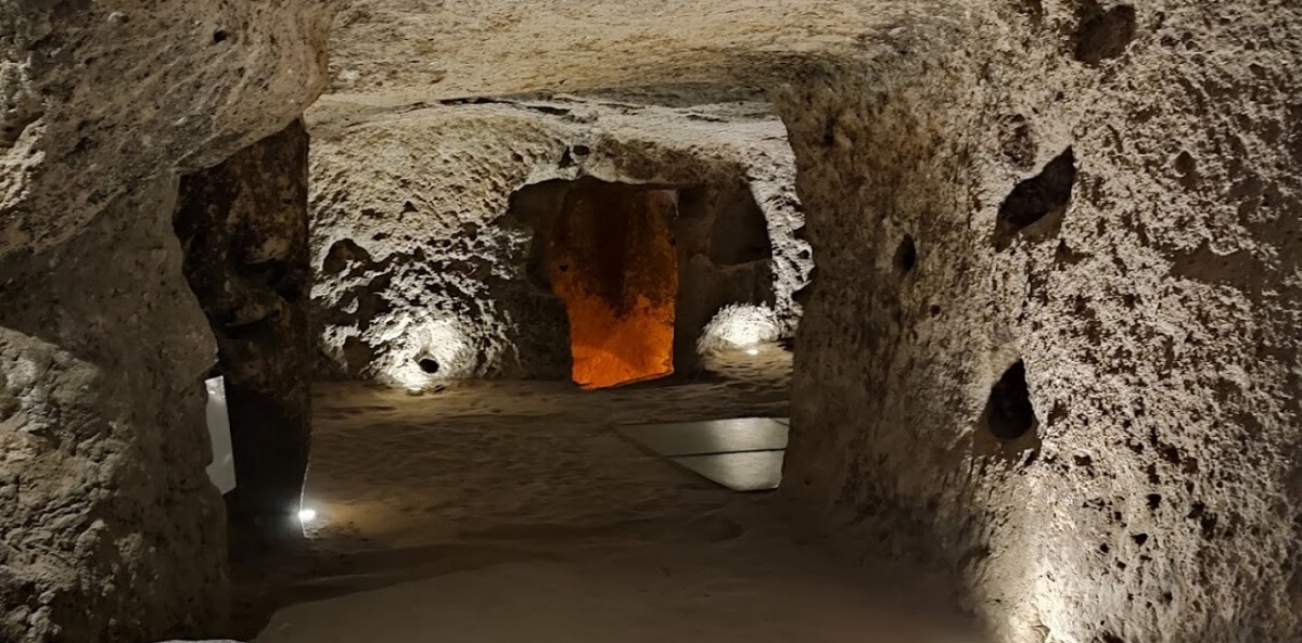 Подземный город Каймаклы, Невшехир, Турция